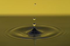 Vallende-waterdruppels